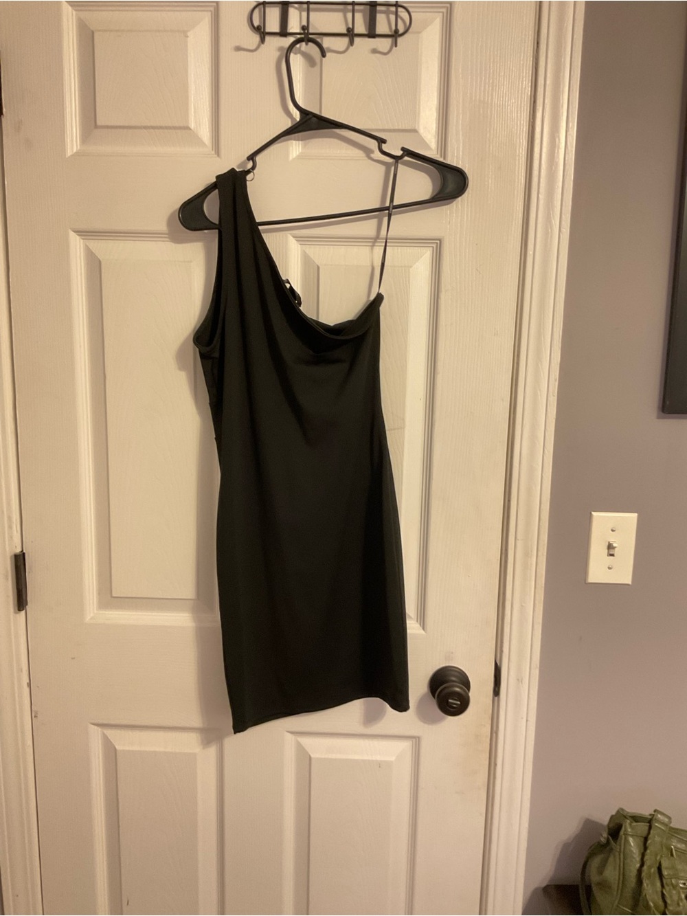 Asymmetric One-Shoulder Black Mini Dress